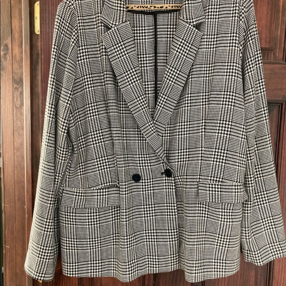 Clueless-esq pattern blazer and matching mini skirt set